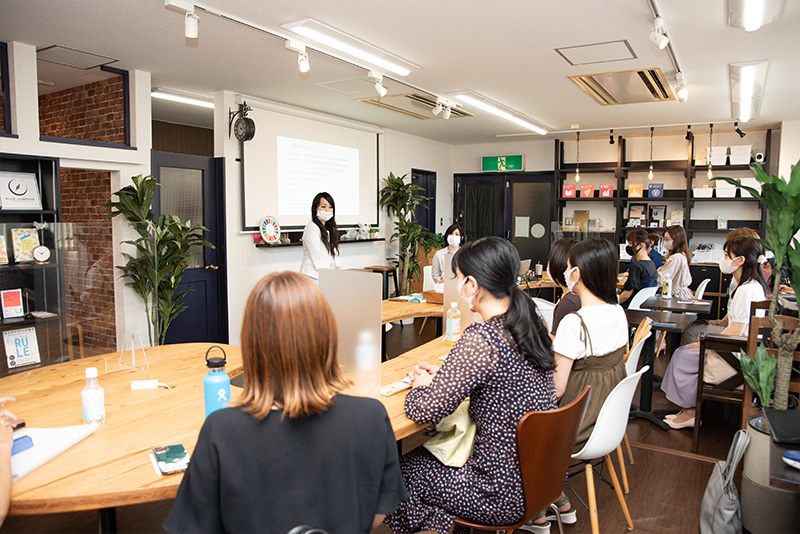 横浜女性起業家支援女性専用コワーキングスペースブルーコンパス